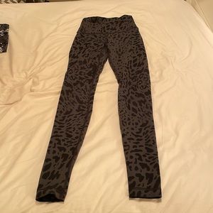 Black Lululemon leggings size xs